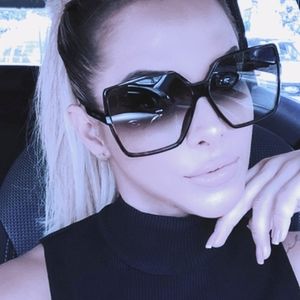 Oversized Black Unisex Sunglasses UV 400 Protection